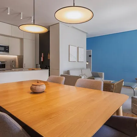 Charming 2bdr Santos By Lovelystay Lisbon